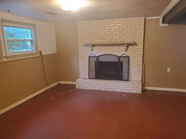 13203 Craig Ave — Photo 2