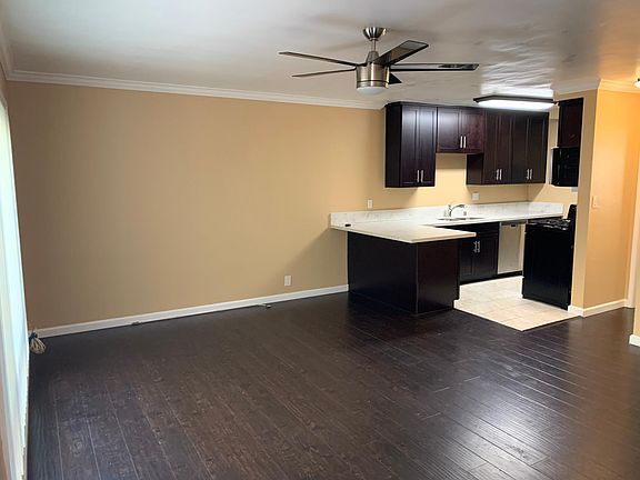 5th image of 2452 Arizona Ave APT 2