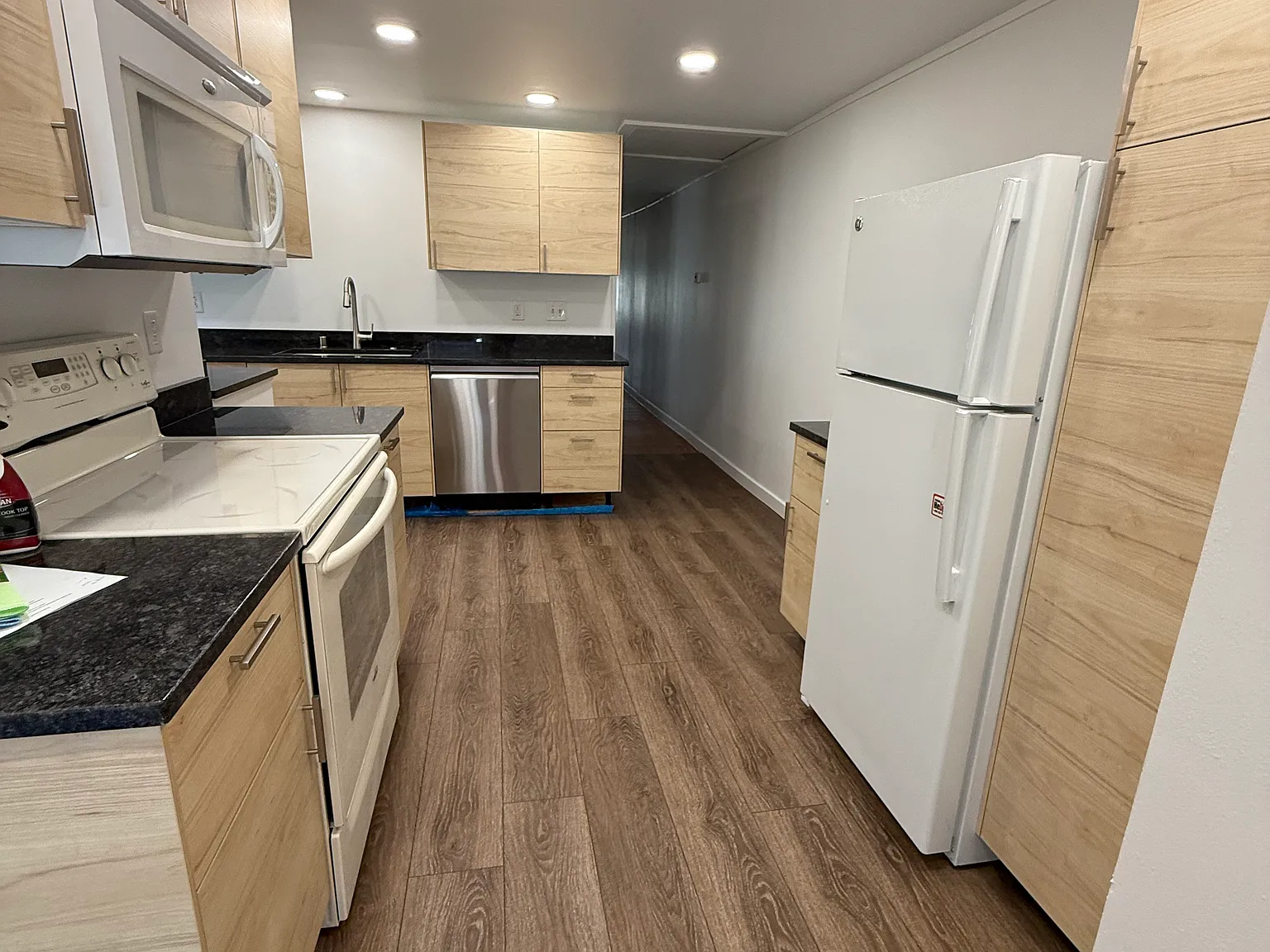 2 bed, 800 sqft, $1,395 — Photo 2