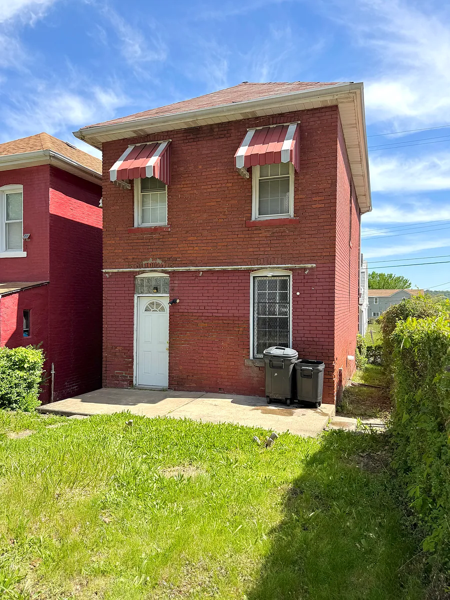 Building Photo - 1318 Hays St