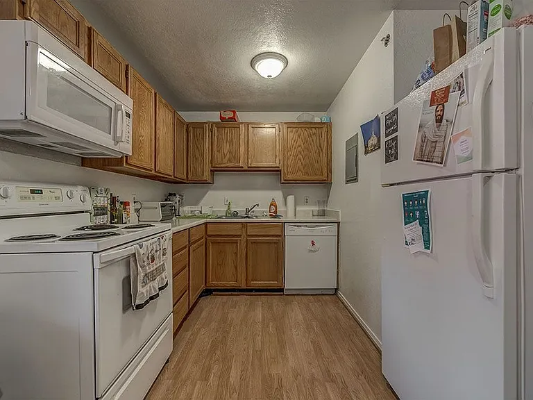 724 W 1720 N #109 — Photo 16
