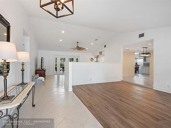 4th image of 8528 NW 47th Dr