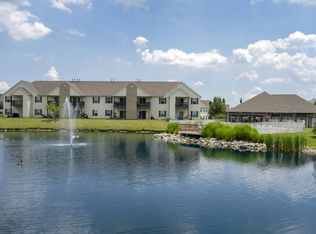 100 Catalina Ln #104CL, Pataskala, OH 43062