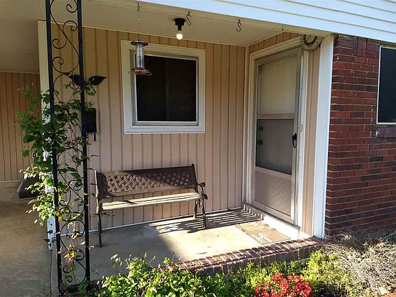 3rd image of 4522 Gailwood Ave