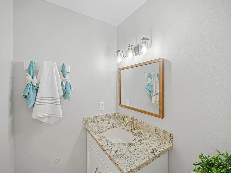 9514 Vilven Ln — Photo 13