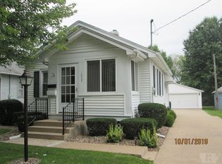 1632 Corse St, Burlington, IA 52601