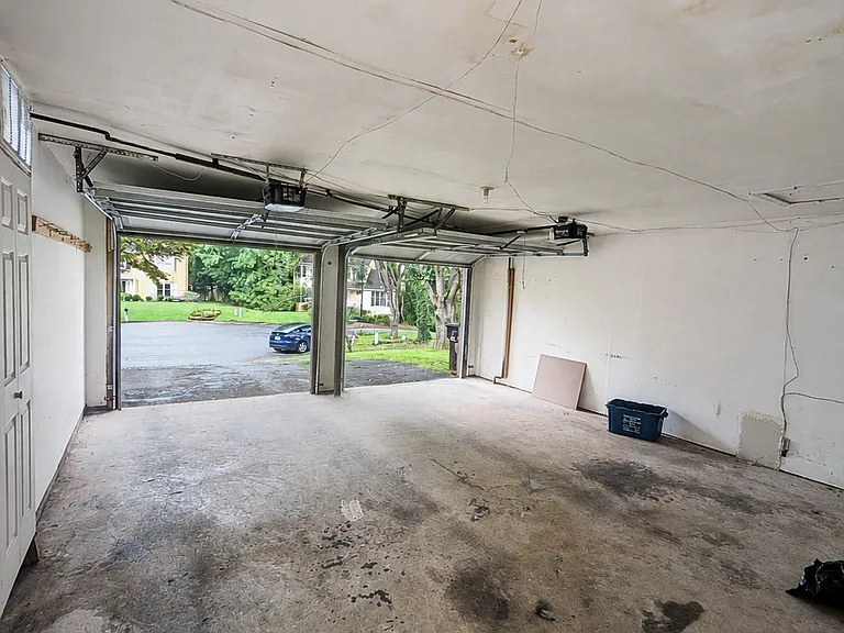 125 Pine Top Ct — Photo 24