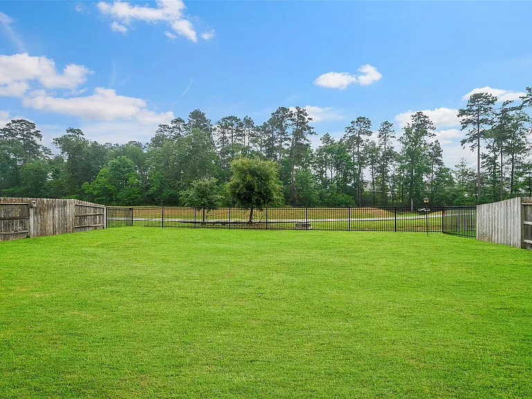 23540 Red Juniper Ln — Photo 34
