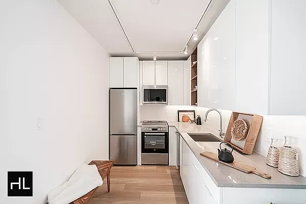 Rented by Highline Residential | media 12