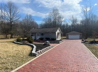 4338 Maple Dr, Richfield, OH 44286