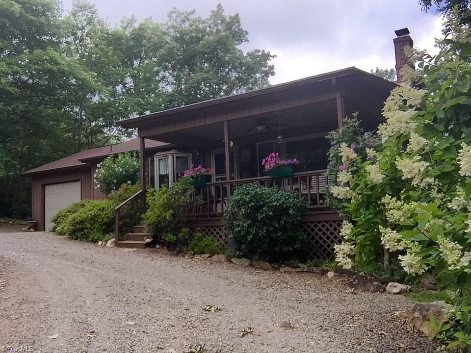 1st image of 316 Cliffside Dr