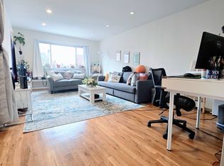 2812 37th St #3A, Astoria, NY 11103