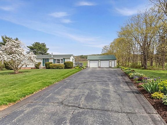 5th image of 60 N Hill Road