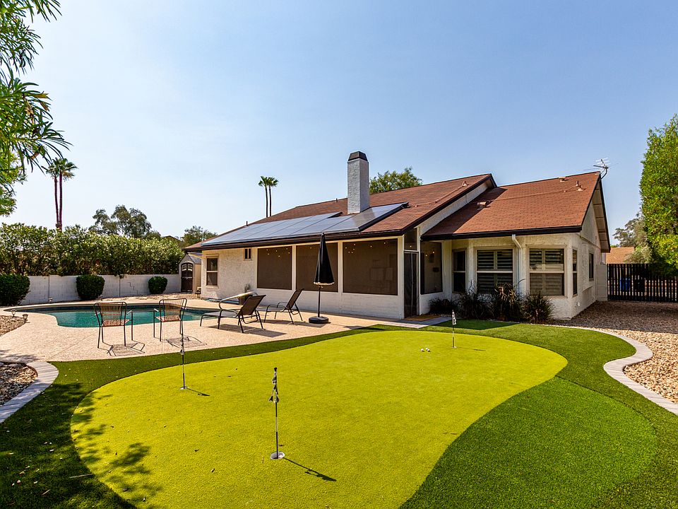 1st image of 5247 E Paradise Ln