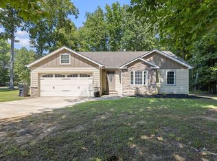 21 Hilltop Dr, Winchester, TN 37398