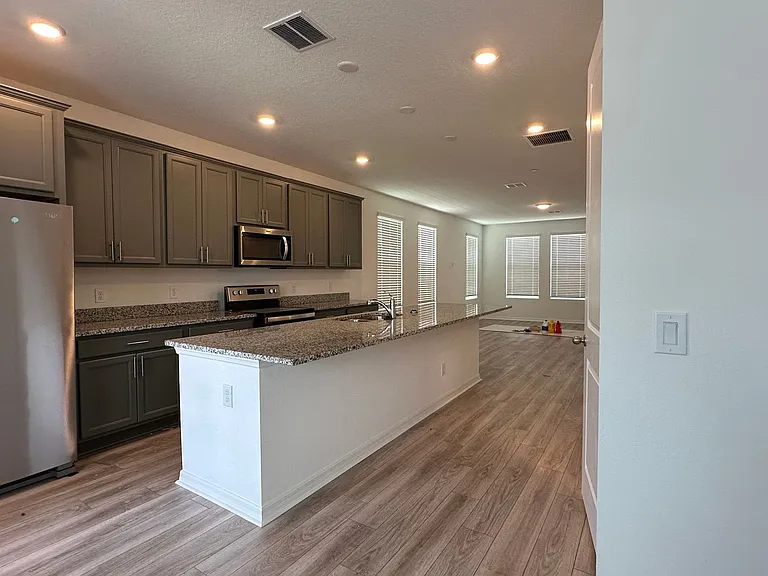 8454 Sperry St — Photo 24