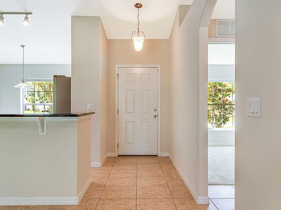 4th image of 191 Parkview Dr