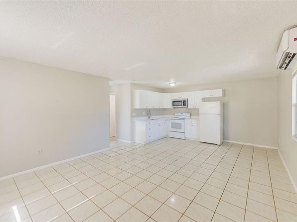 tampa-florida-82049662 picture