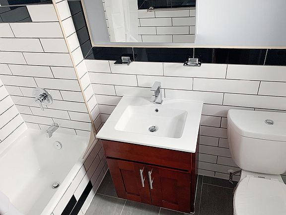 5th image of 5061 96th St #50-5B