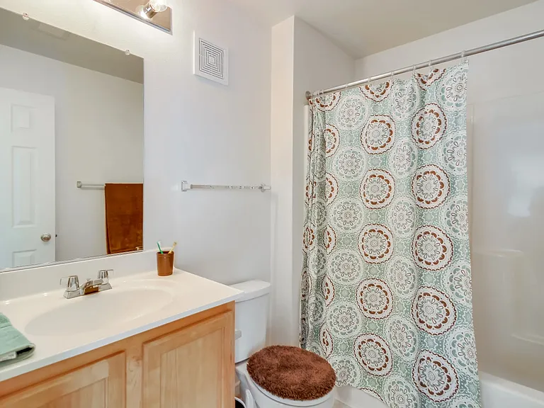Creekpointe Apartments — Photo 7