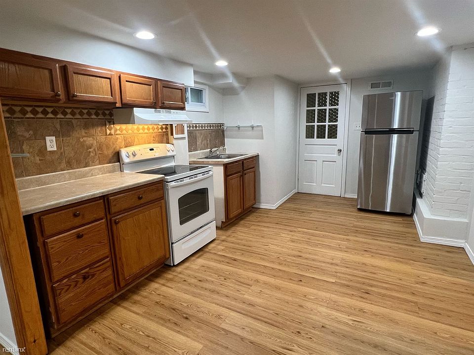 1136 Capital 2