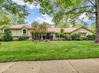 333 Falaise Dr, Saint Louis, MO 63141