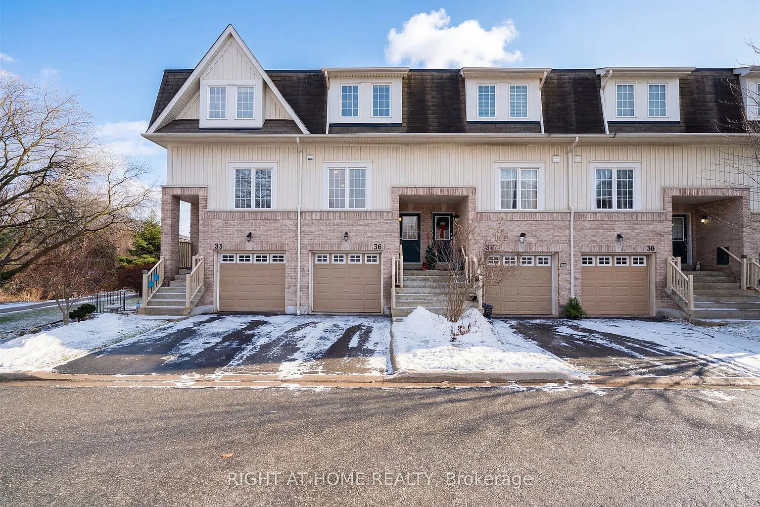 735 Sheppard Ave W #36 photo 1