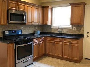 65 Walnut St, Johnston, RI 02919