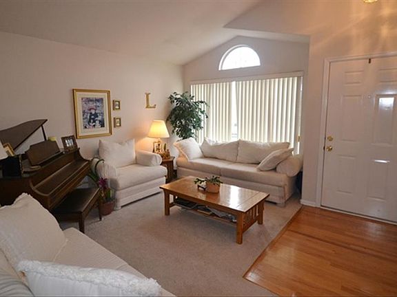 Living Rm & Front Door