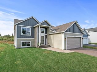 8726 149th Ave NW, Ramsey, MN 55303