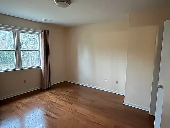 8712 Seven Locks Rd — Photo 16