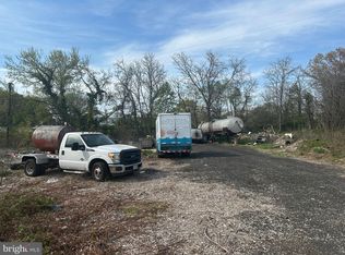 2017 County Rd, District Heights, MD 20747