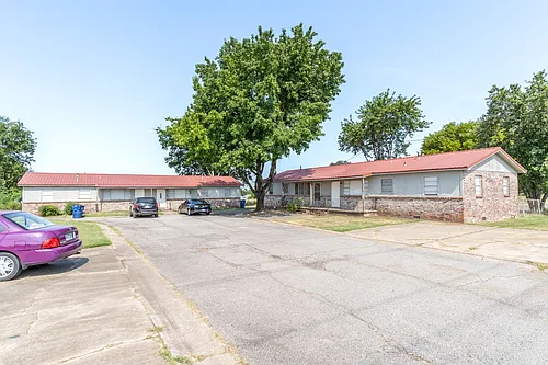 8022 Highway 271 S #C Photo 1