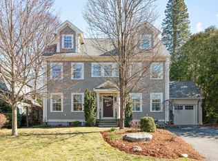 29 Dexter Rd, Lexington, MA 02420