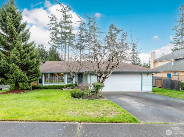 901 SW Barrington Drive, Oak Harbor, WA 98277