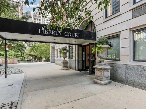 200 Rector Place image 9 of 9