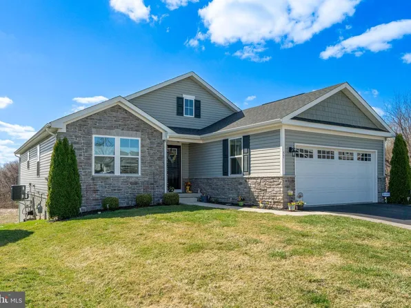 57 Shoemaker St, Coatesville, PA 19320