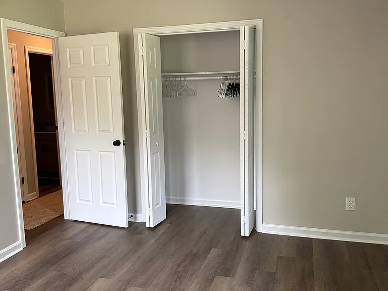 211 Gardenia St — Photo 25