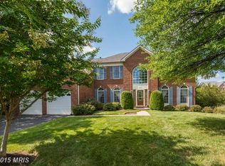 13274 Holly Meadow Ln, Herndon, VA 20171