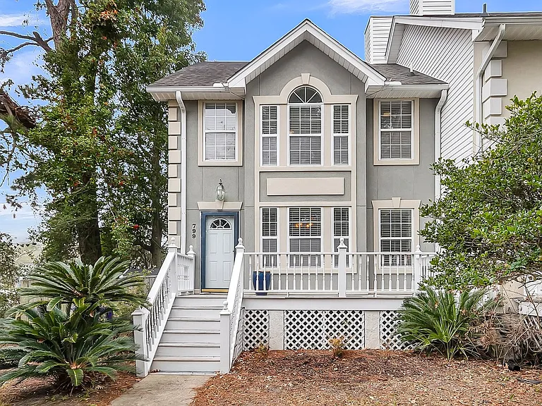 799 Harbor Place Dr — Photo 3
