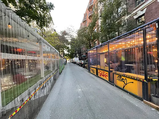 Rented by REAL New York | media 33