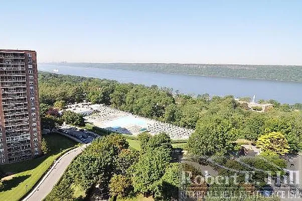 Sold by Robert E. Hill  | media 24