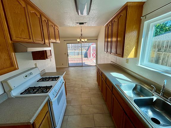 5th image of 7764 Wooddale Way