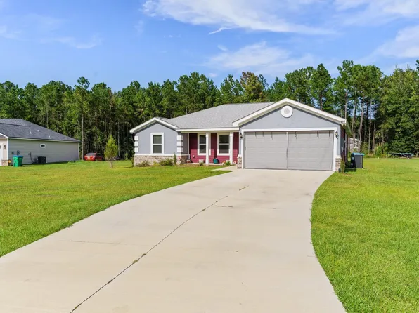 458 Mae Cato Dr, Midway, FL 32343