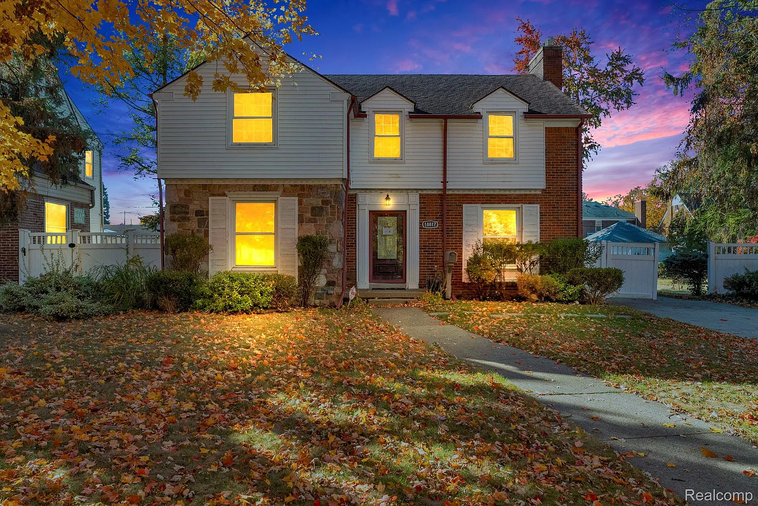 18817 Bretton Dr photo 1