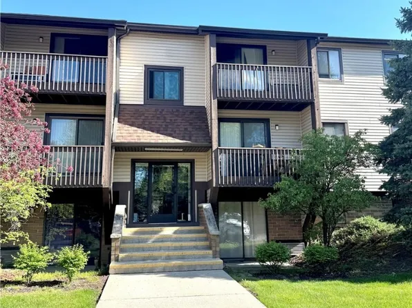 27441 Westown Blvd APT 1811, Westlake, OH 44145