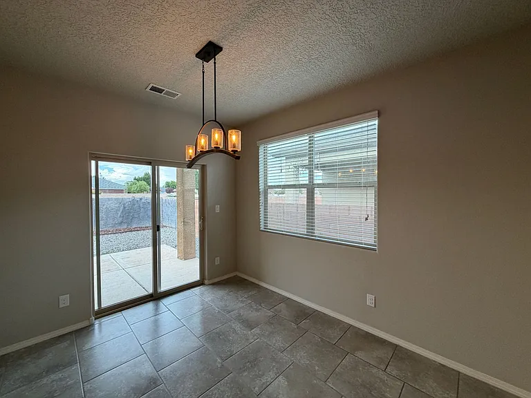 7005 Silver Moon Rd NW — Photo 11