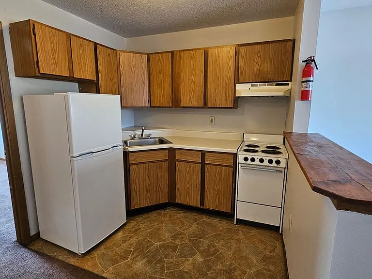 Cedar Rapids 444-Unit (Southview) — Photo 5