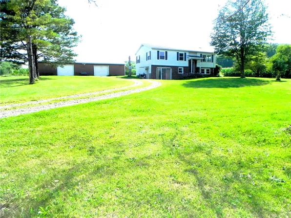 24581 408th Hwy, Cambridge Springs, PA 16403