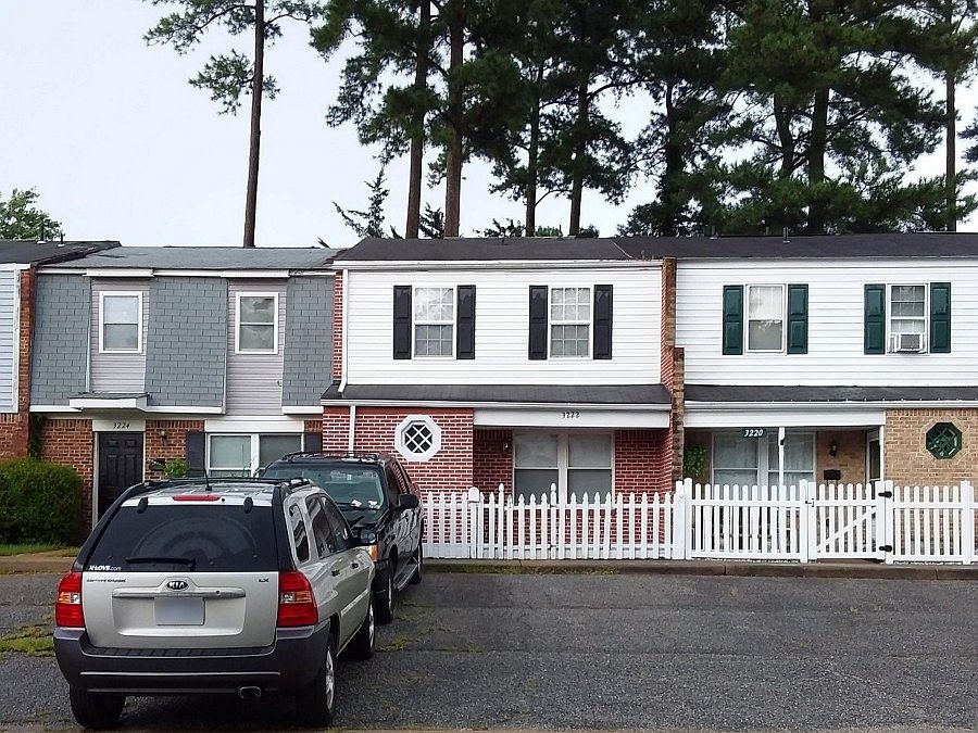 1st image of 3222 Barlborough Way
